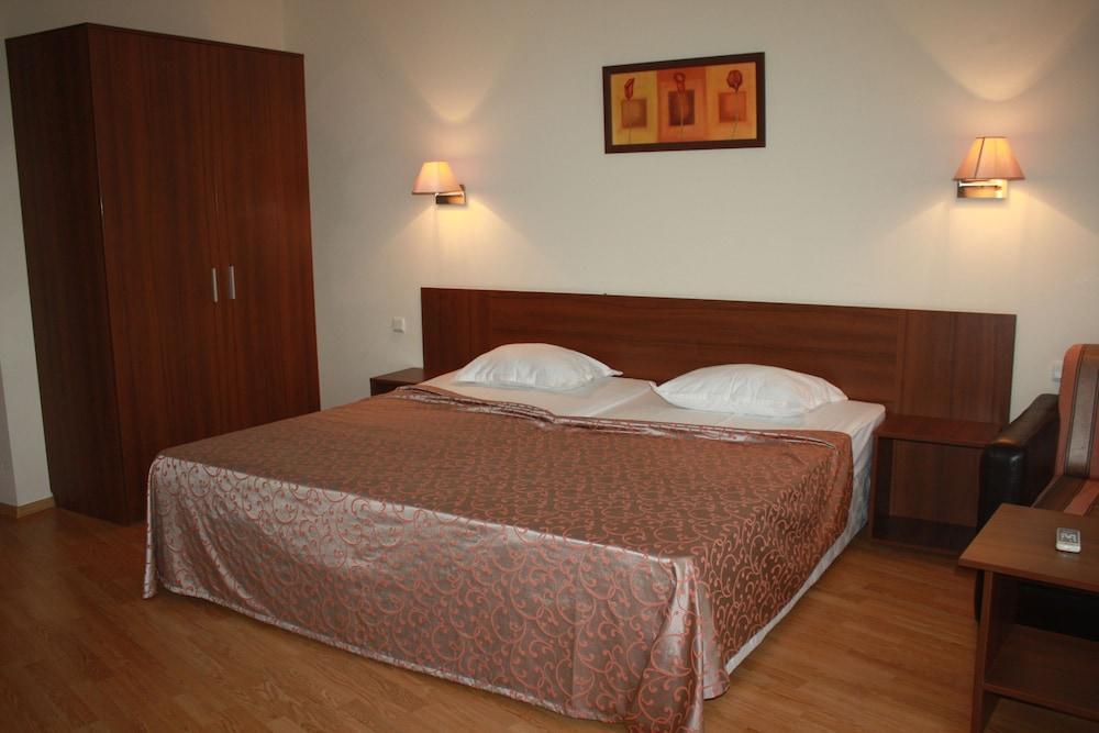 Hotel Central Sables d'or Extérieur photo