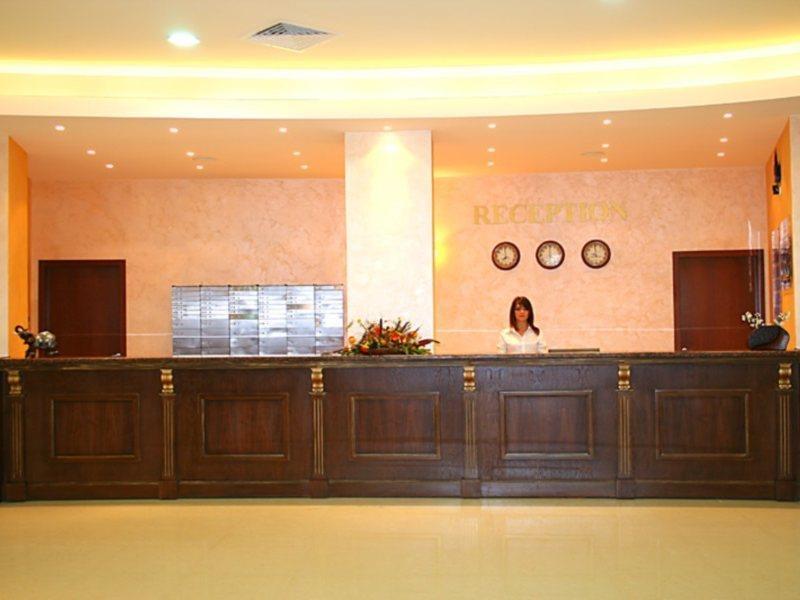 Hotel Central Sables d'or Extérieur photo