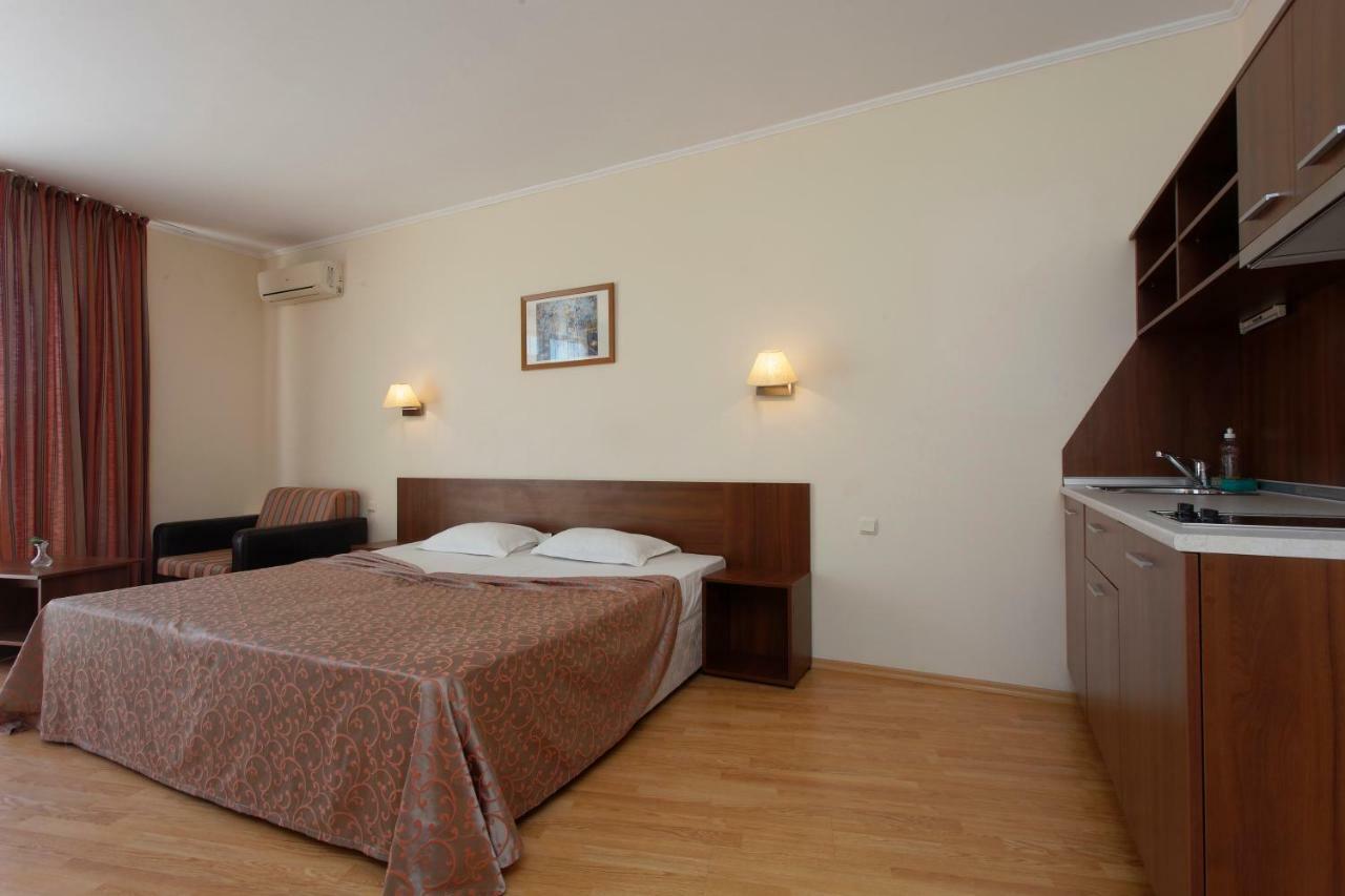 Hotel Central Sables d'or Extérieur photo